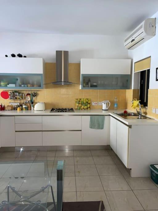 Lovely, Modern, Bright Maisonette. Heart Of Sliema Exterior foto